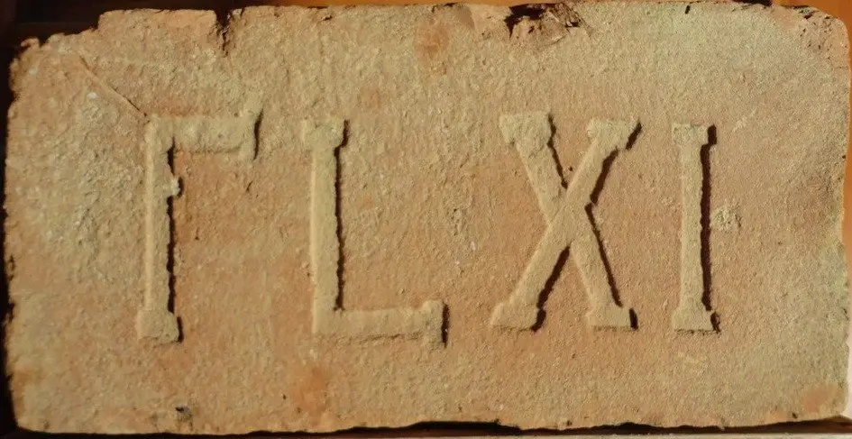 FL XI – fotografie 1