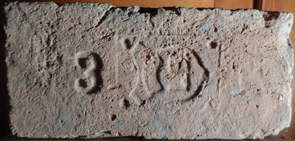 L.B. 3 – fotografie 1
