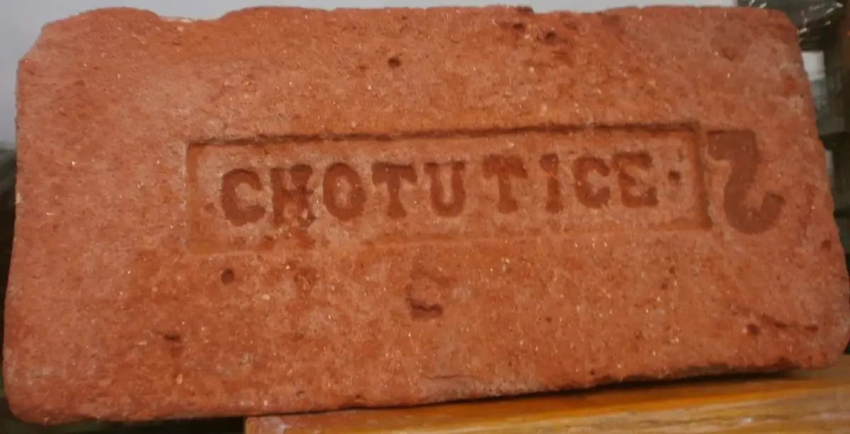 CHOTUTICE 2 – fotografie 1