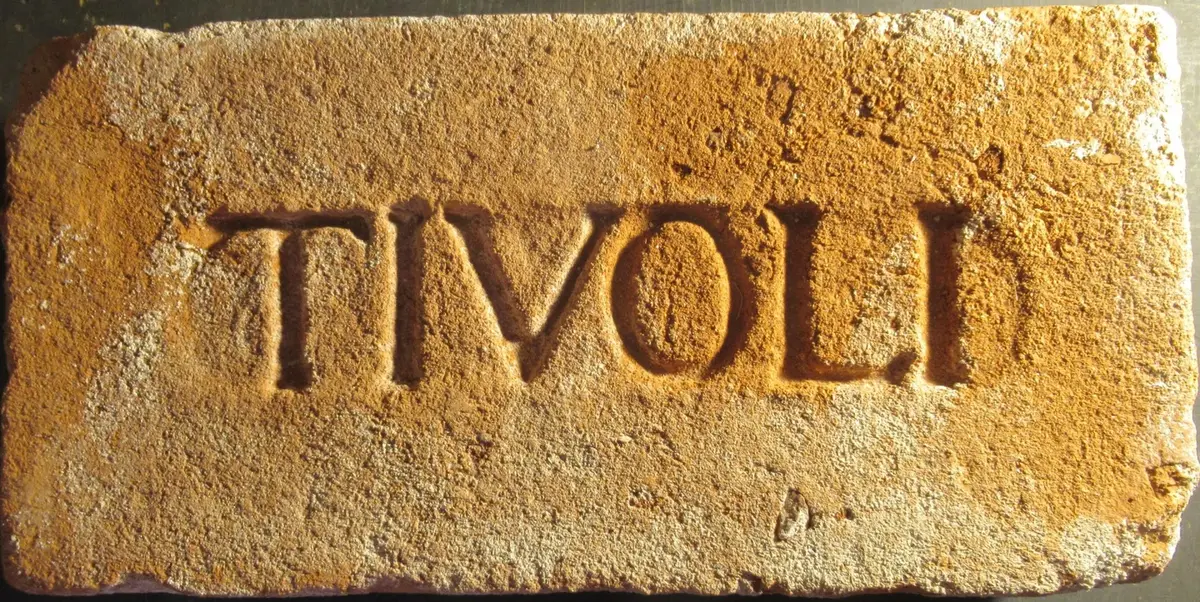 TIVOLI – fotografie 1