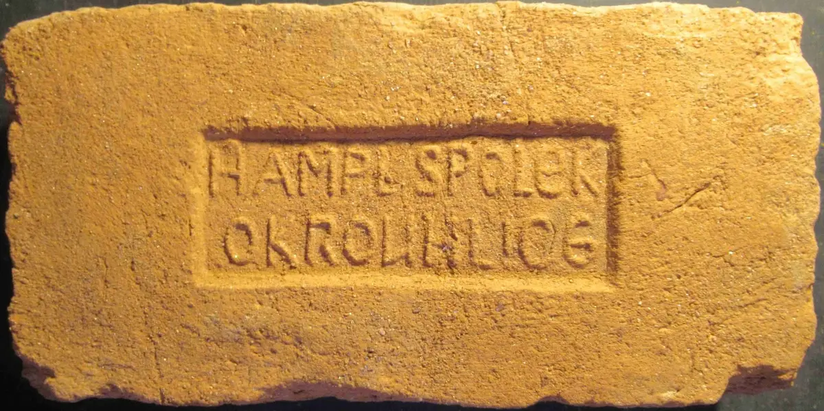 HAMPL SPOLEK OKROUHLICE – fotografie 1