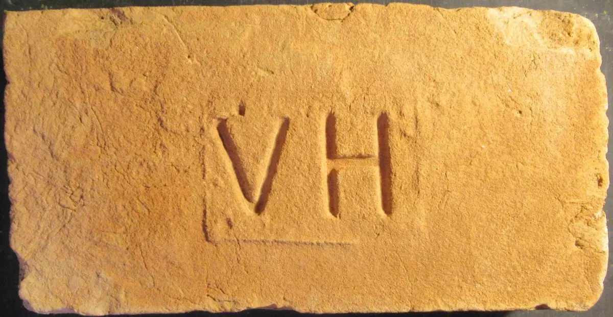 V H – fotografie 1