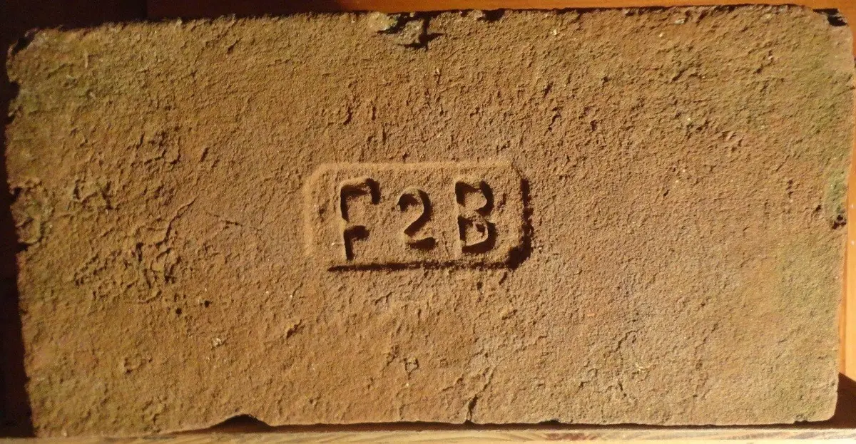 F 2 B – fotografie 1