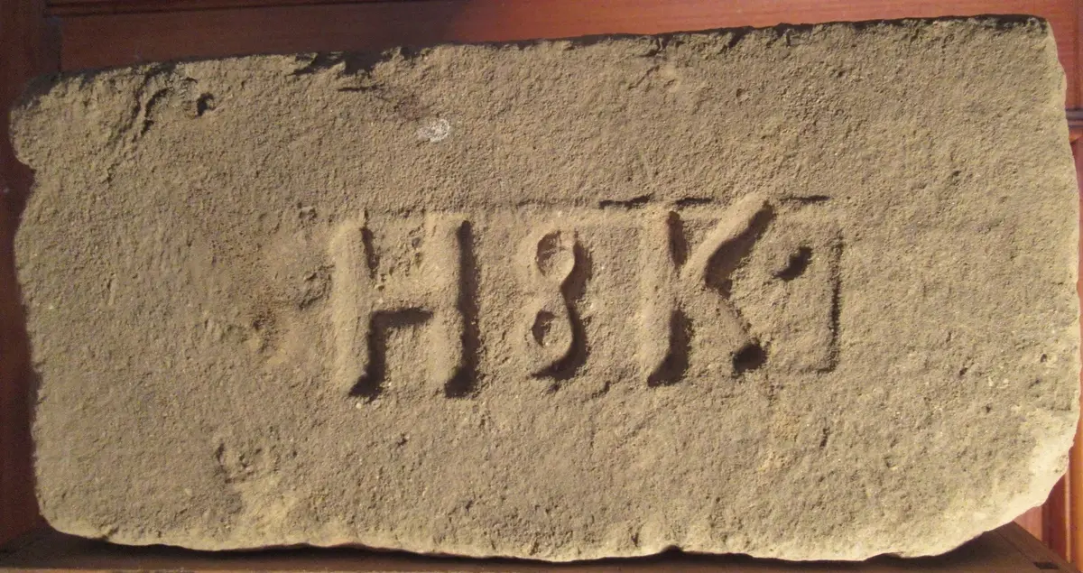 H 8 K – fotografie 1