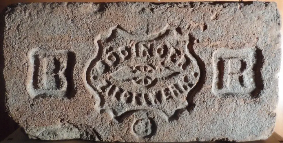 B GÖDINGER ZIEGELWERK R + cihelna – fotografie 1