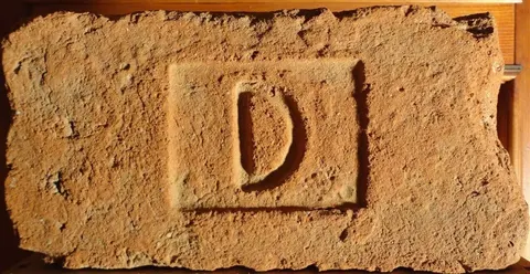 Značka D