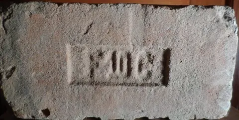 Značka F 10 G