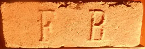 Značka F B