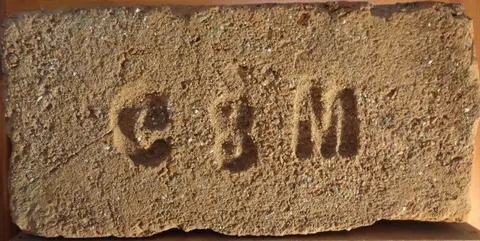 Značka G 8 M