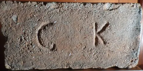 Značka G K