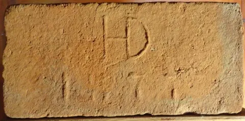 Značka HD 1877