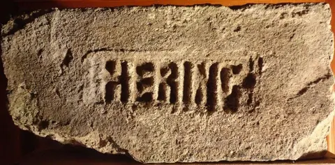 Značka HERING