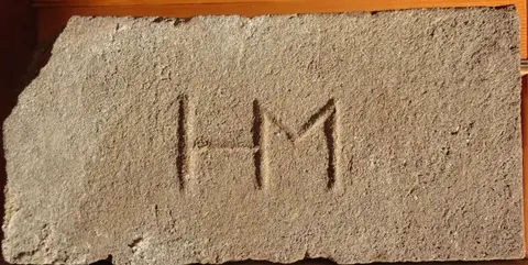 Značka HM