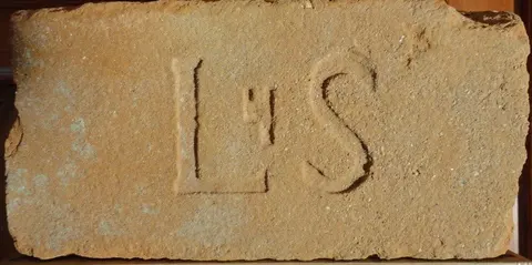 Značka L 4 S