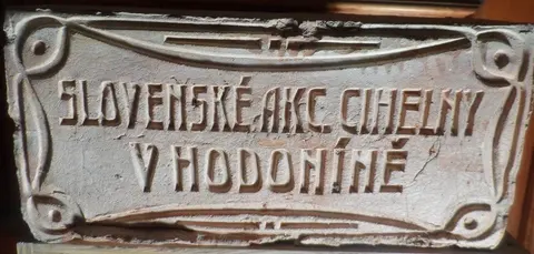 Značka SLOVENSKÉ AKC.CIHELNY V HODONÍNĚ