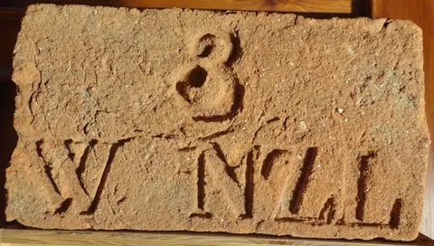 Značka W NZL 3 (chybí E)