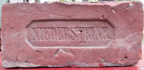 Značka NIEDERSTEINE