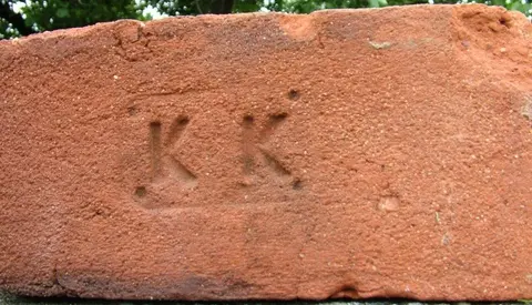 Značka K K