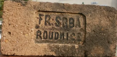 Značka FR.SRBA ROUDNICE