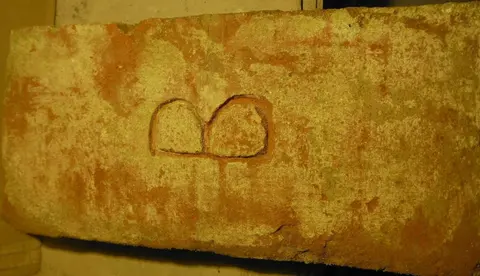 Značka B