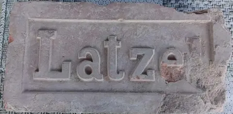 Značka Latzel
