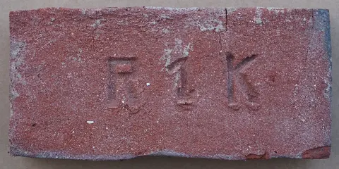 Značka R1K