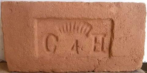 Značka G 4 H korunka