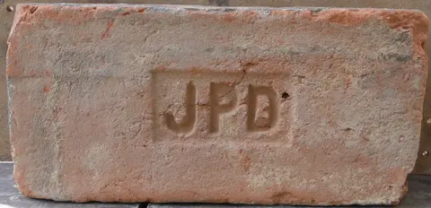 Značka JPD