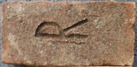 Značka R