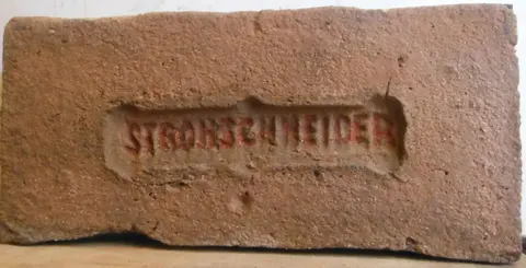 Značka STROHSCHNEIDER
