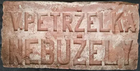 Značka V.PETRŽELKA NEBUŽELY