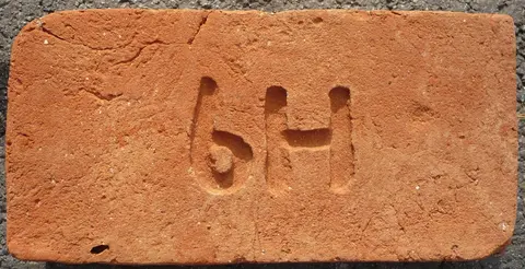 Značka H 6