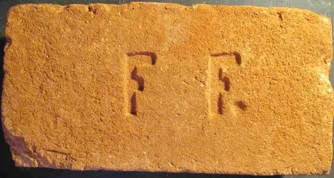 Značka F F.