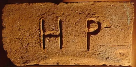 Značka H P