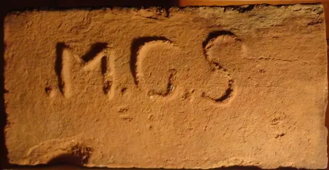Značka M.G.S.