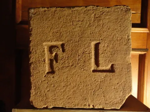 Značka F L