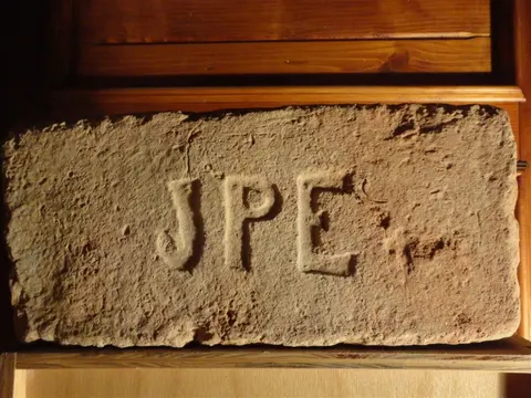 Značka JPE