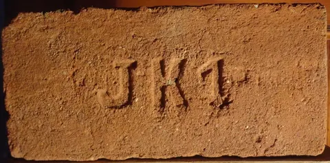Značka JK 1