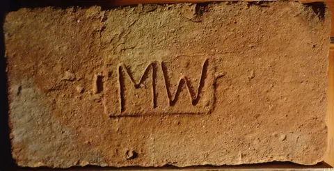 Značka MW