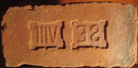 Značka SE VIII