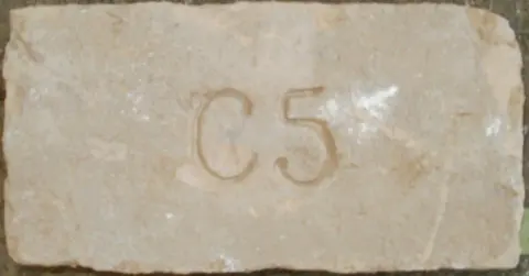 Značka C 5