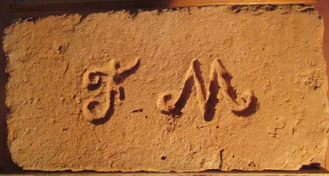 Značka F M