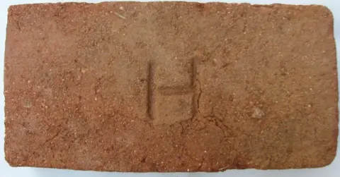 Značka H