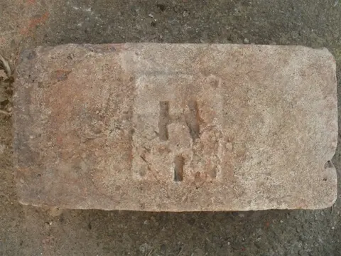 Značka H