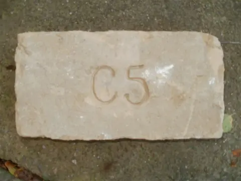 Značka C 5