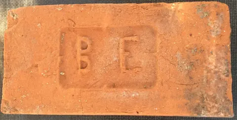Značka B.E.