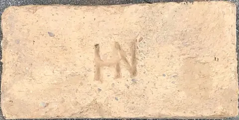 Značka HN