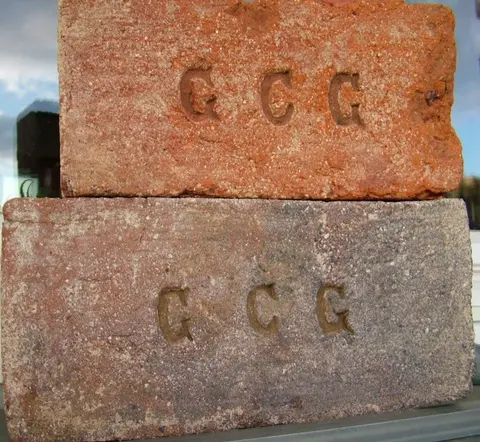 Značka G C G