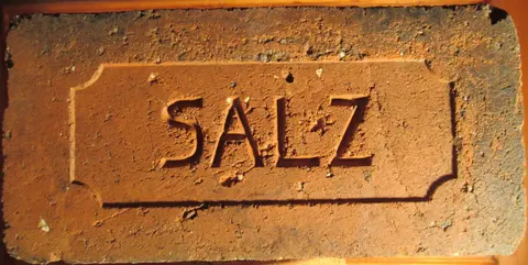 Značka SALZ