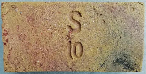 Značka S 10